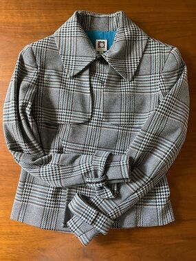 Anne Klein tailored women’s plaid blazer size 6